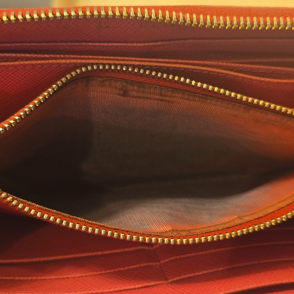 Prada Pink Women's Wallet - Picture 6 of 9